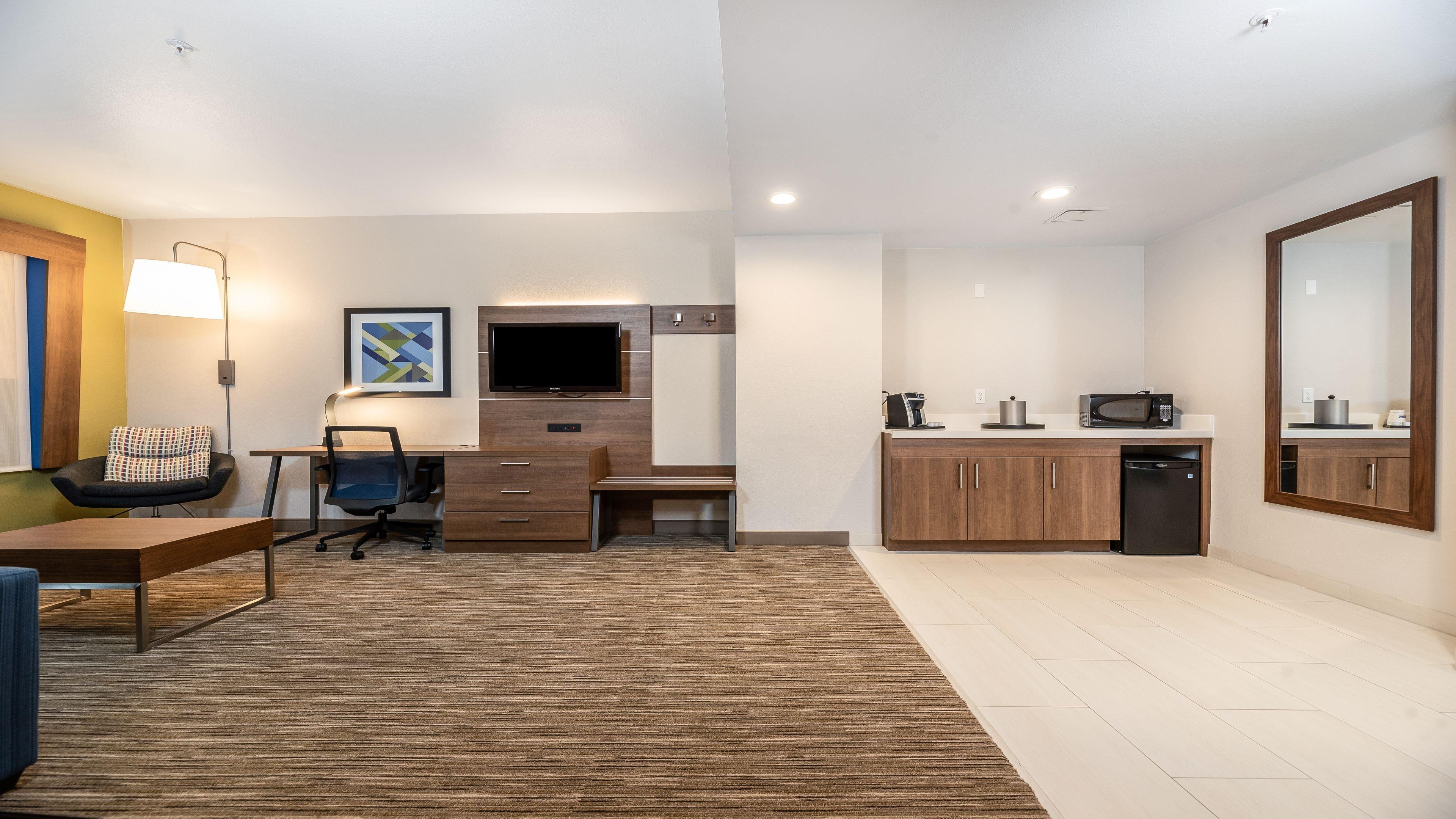 Holiday Inn Express Fremont - Milpitas Central By Ihg Exterior photo
