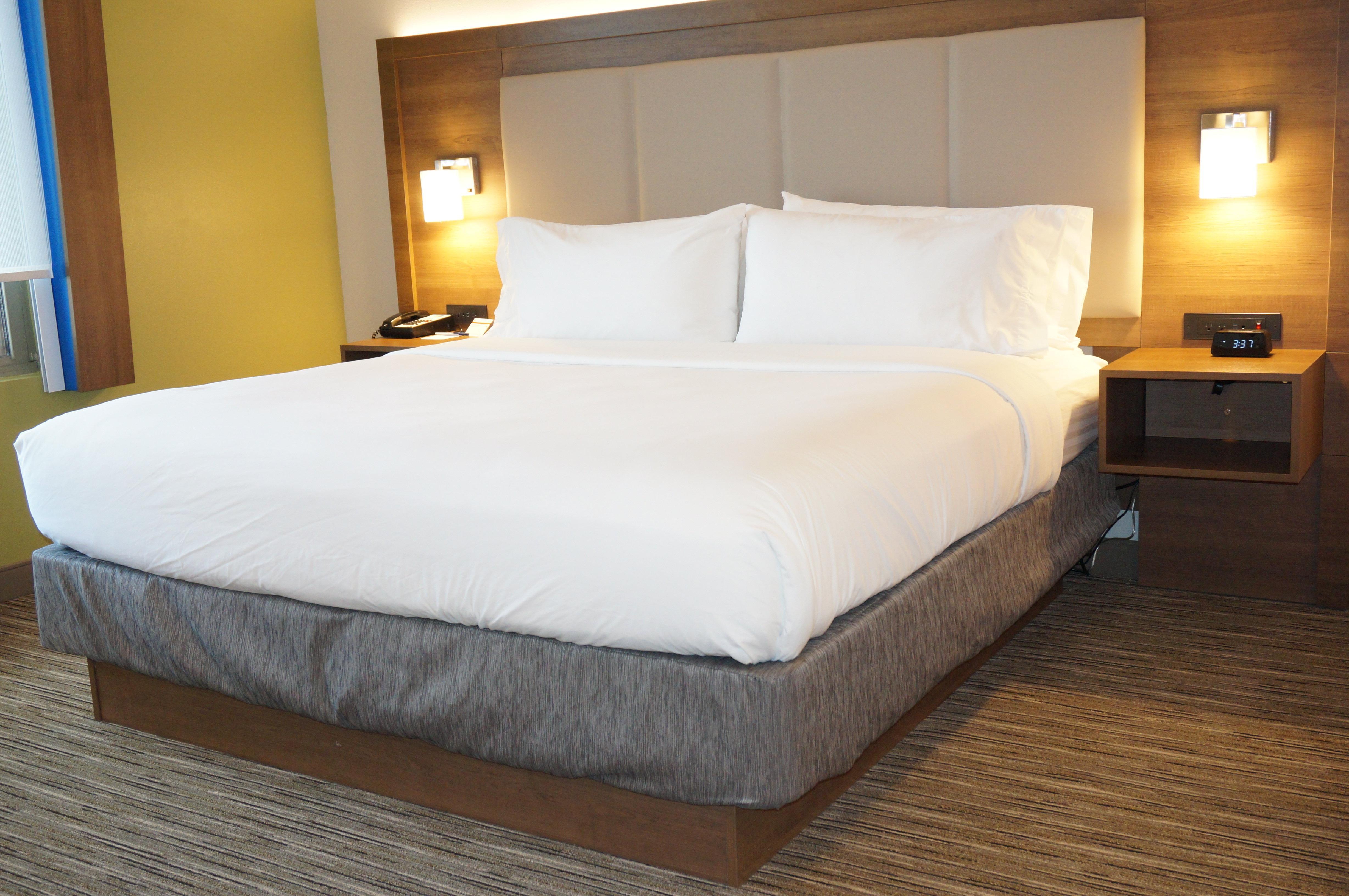 Holiday Inn Express Fremont - Milpitas Central By Ihg Exterior photo