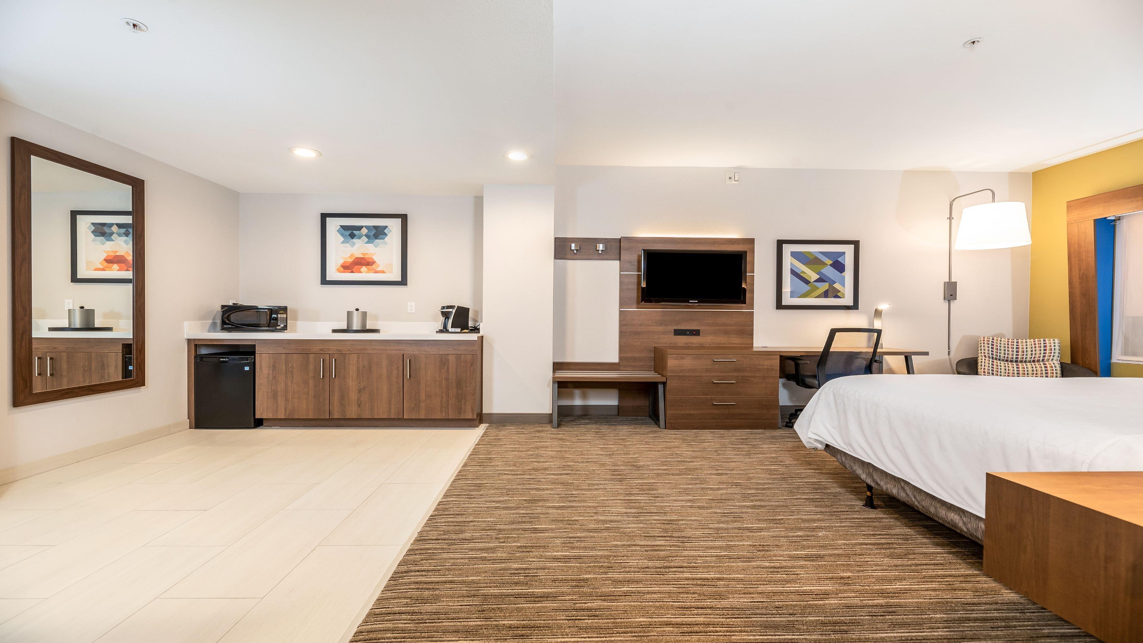 Holiday Inn Express Fremont - Milpitas Central By Ihg Exterior photo