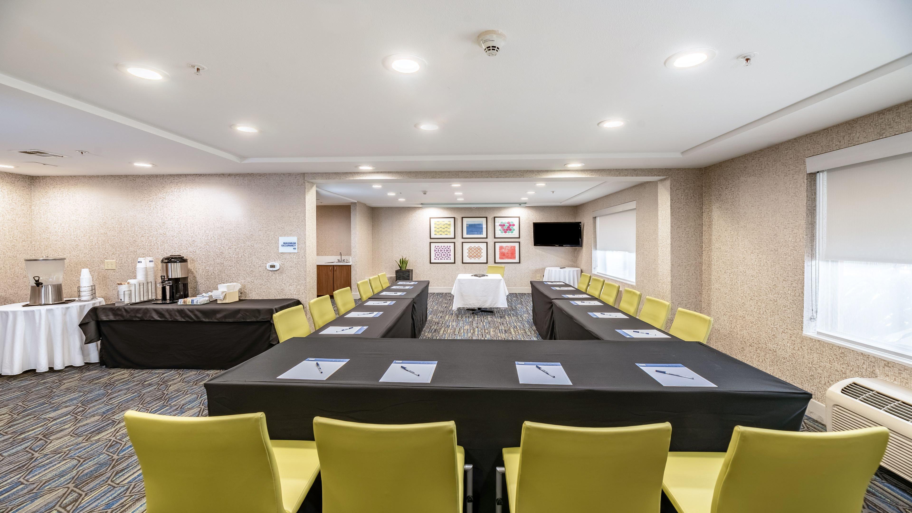 Holiday Inn Express Fremont - Milpitas Central By Ihg Exterior photo