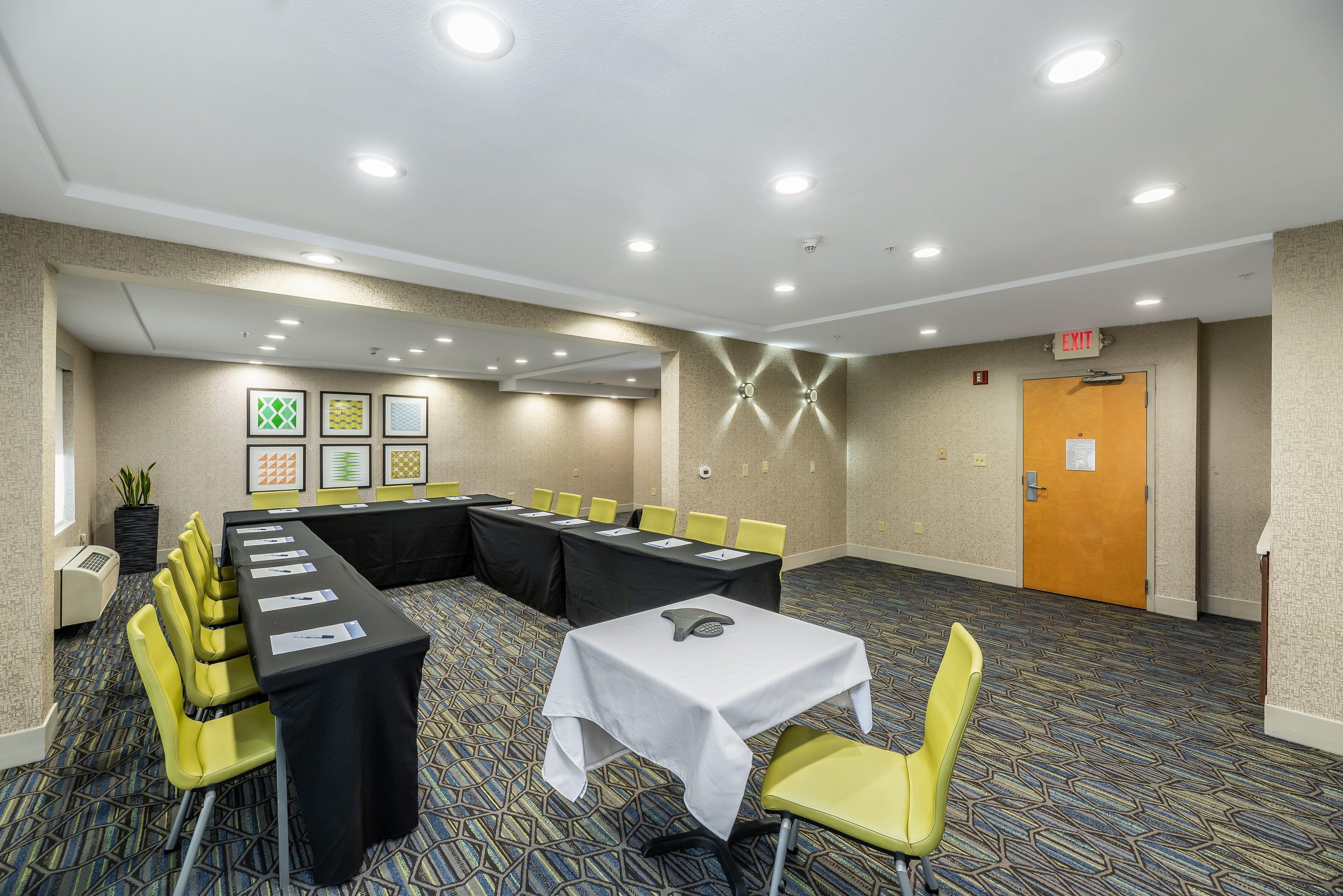 Holiday Inn Express Fremont - Milpitas Central By Ihg Exterior photo